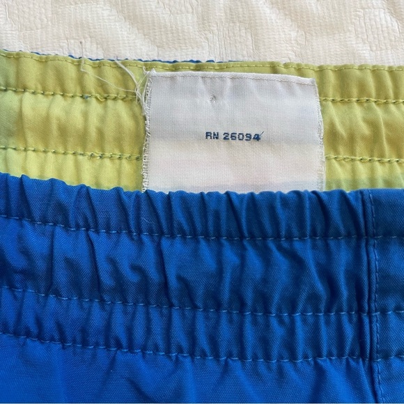 Champion Men’s Blue Swim Trucks Fully Lined XL Pockets Beach Pool Summer Netting - Picture 4 of 9